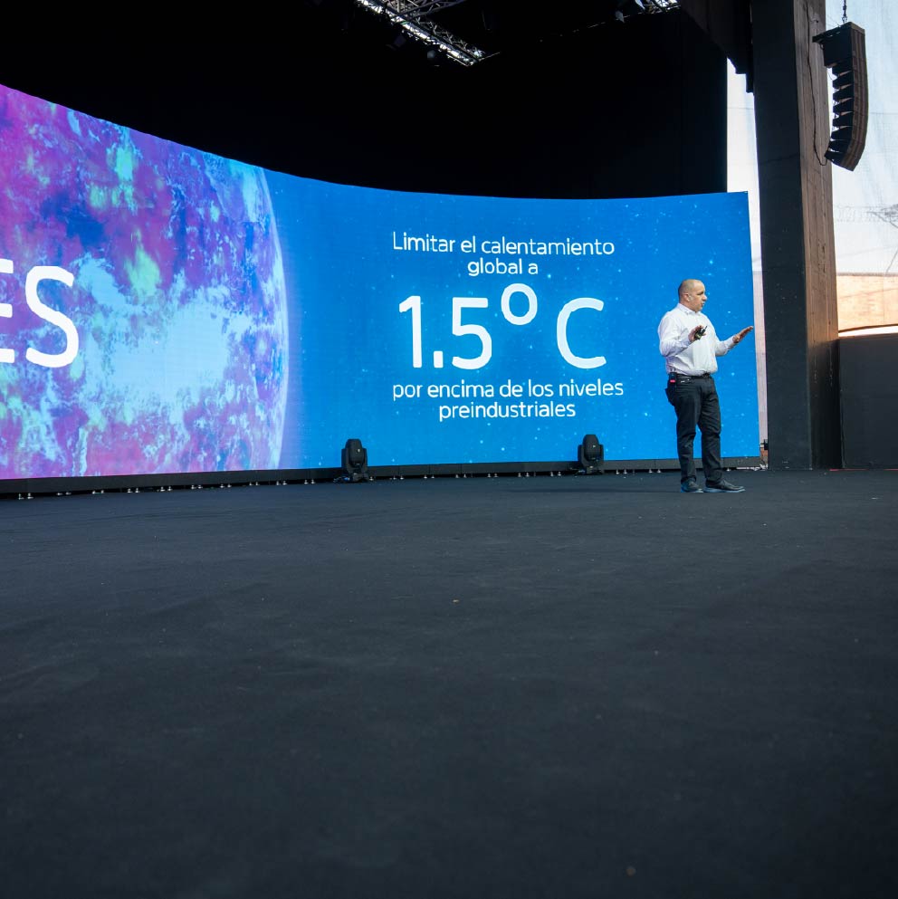 jorge-carrillo-isa-2040_1-50