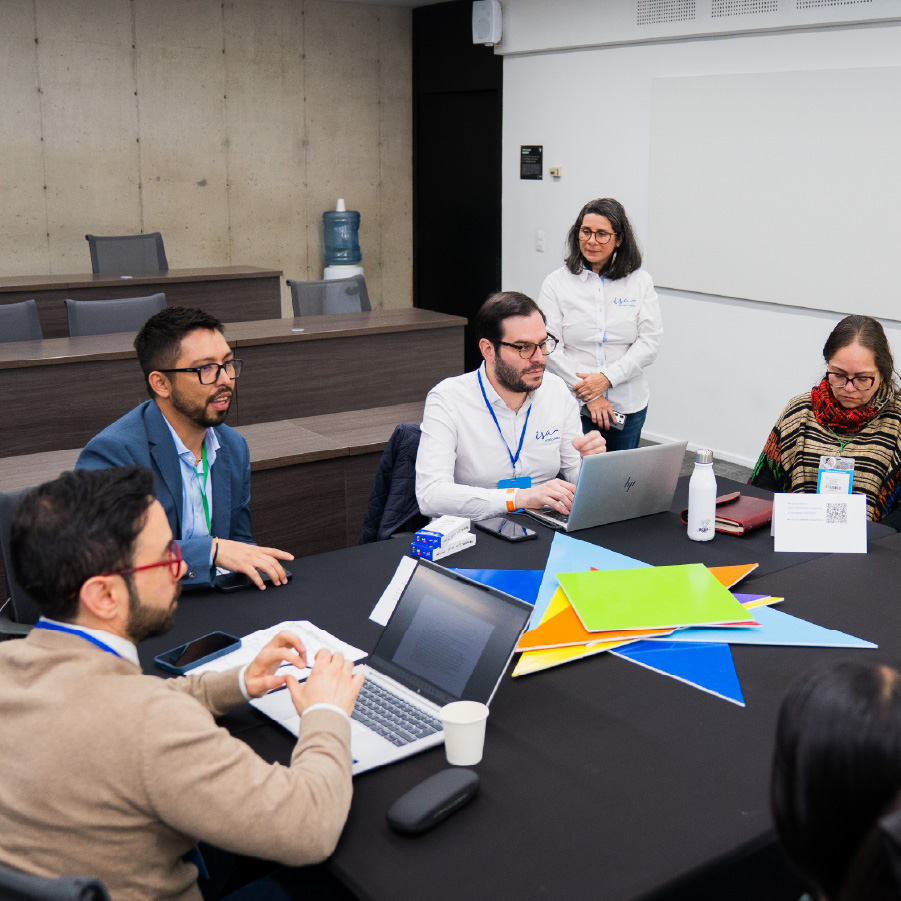 2 Dialogos Grupos Interes Bogota 2025 80.jpg