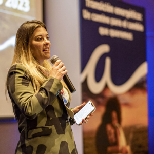 DIalogos ISA 076 JF80519